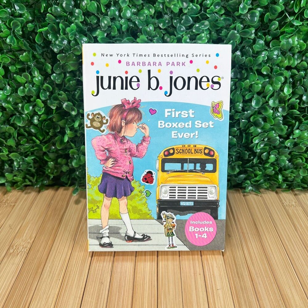Junie B. Jones: Junie B. Jones First Boxed Set Ever! : Books 1-4 (Paperback)